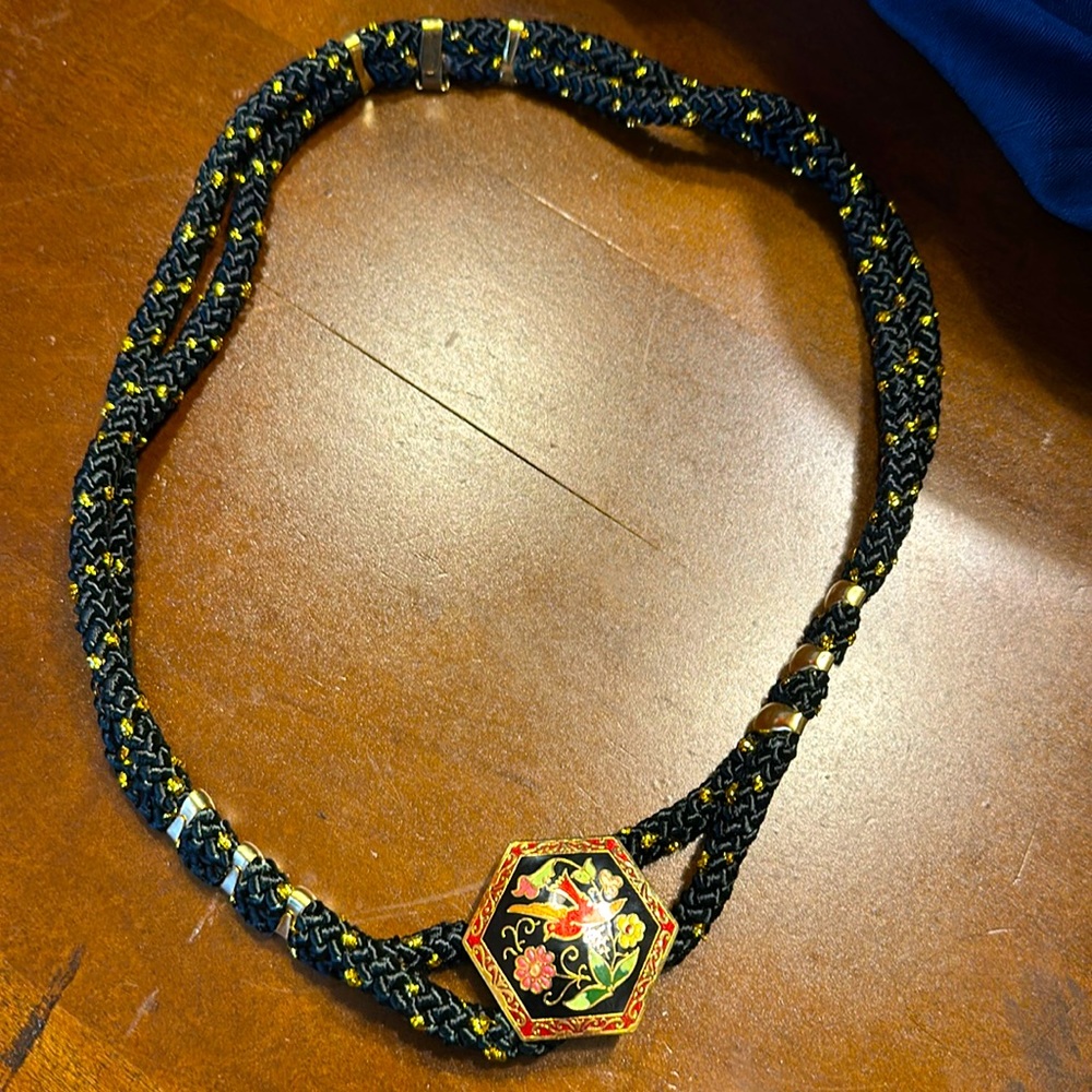Beautiful oriental necklace for women. Made of fine silk like rope and gold